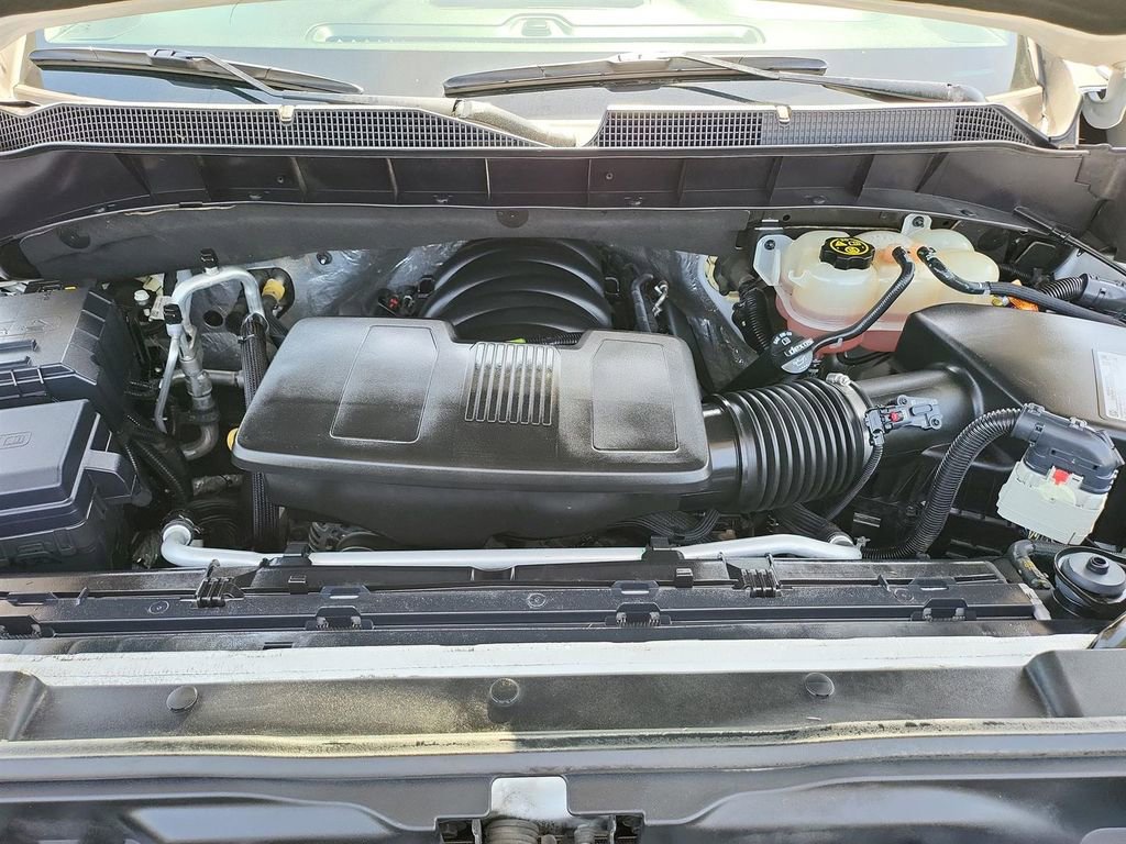 Used 2020 Chevrolet Silverado 1500 LT image 20