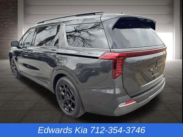 Used 2025 Kia Carnival SX Prestige image 6