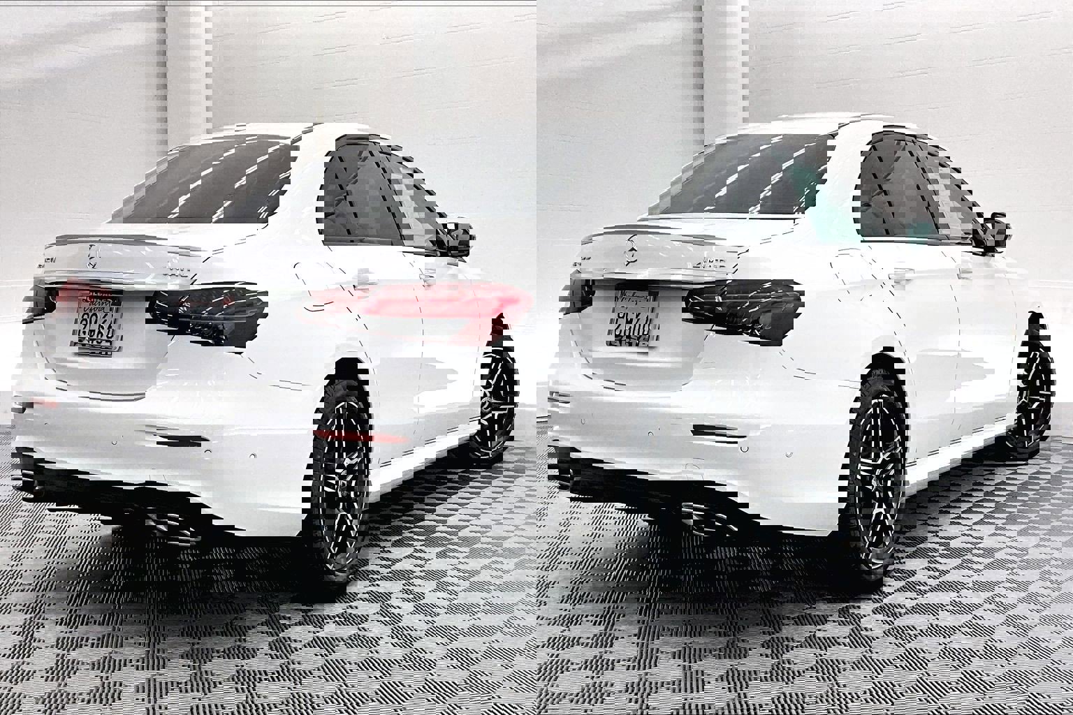 Certified 2023 Mercedes-Benz E 450 4MATIC Sedan image 11