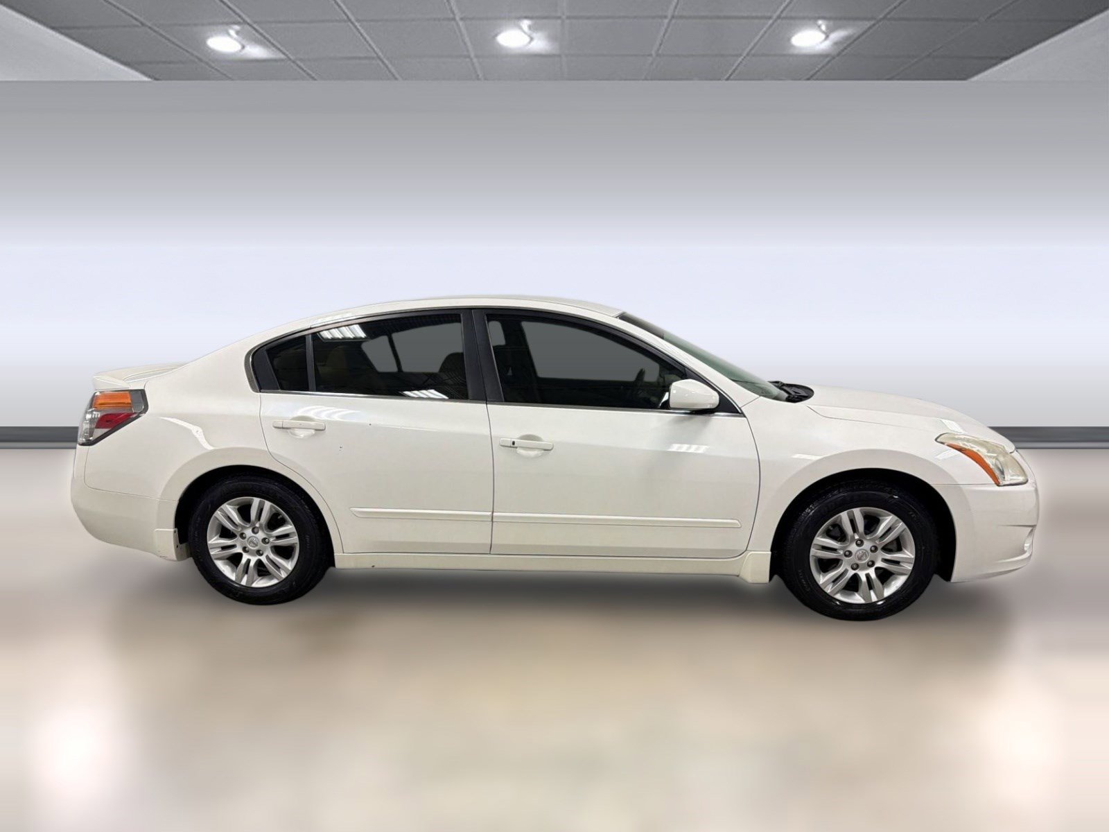 Used 2011 Nissan Altima 2.5 S w/ Special Edition Pkg FWD image 7