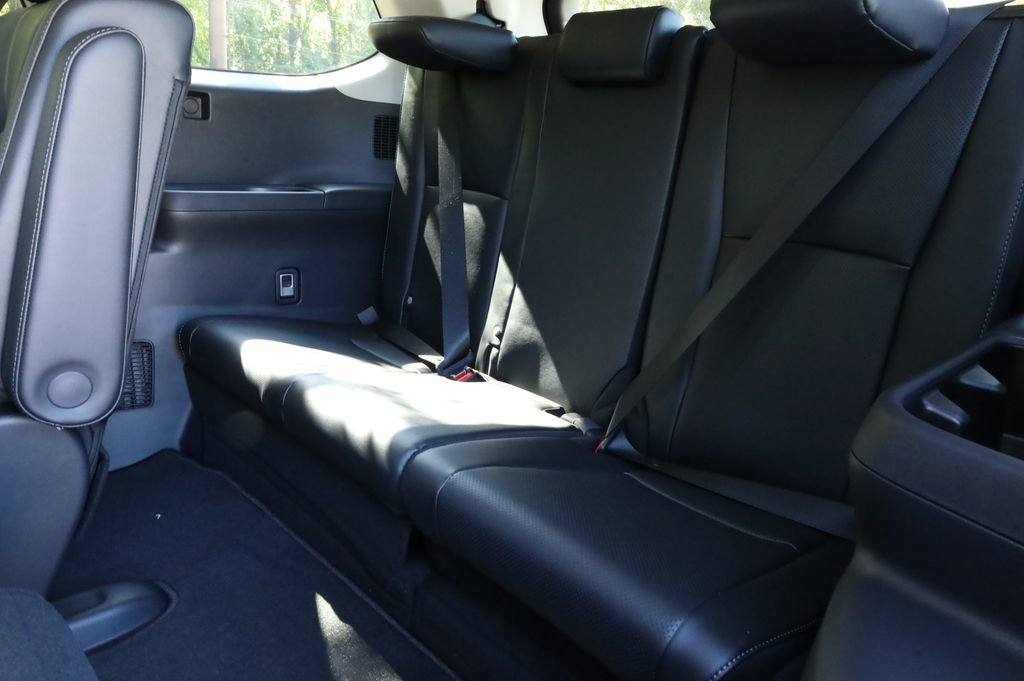 New 2026 Toyota Grand Highlander Platinum image 15