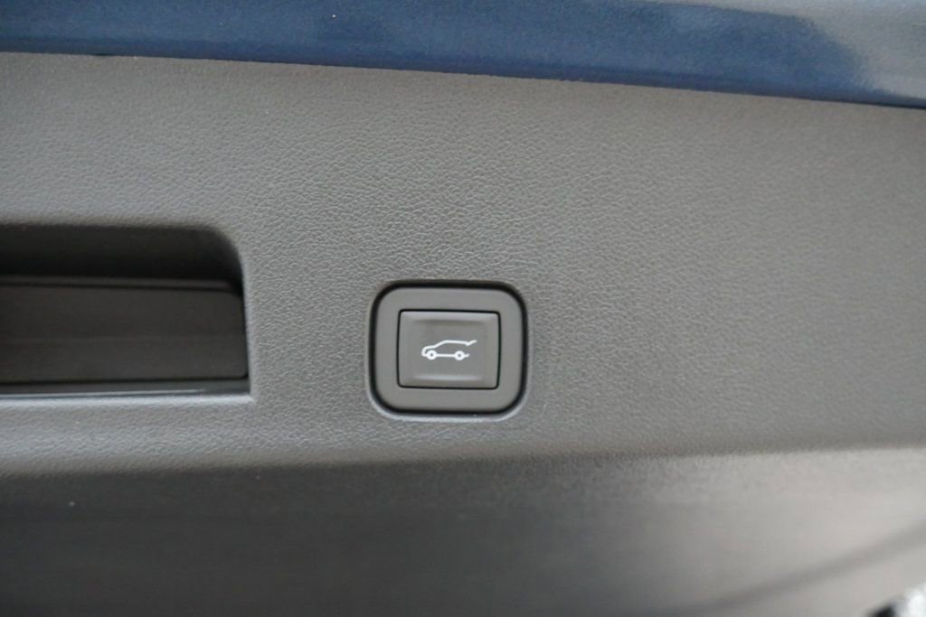 New 2026 Chevrolet Traverse RS image 31