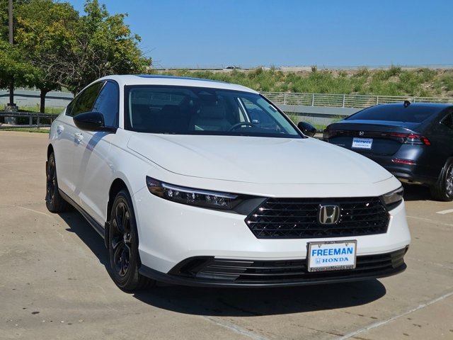 New 2025 Honda Accord SE image 3