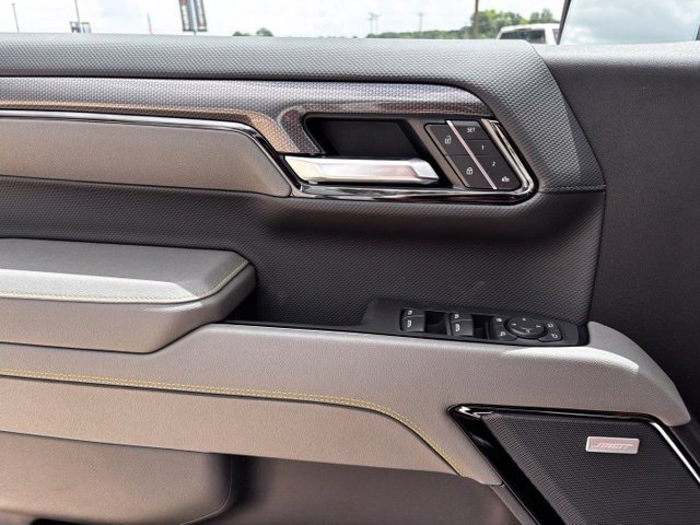 New 2026 Chevrolet Silverado 1500 ZR2 AWD/4WD image 16