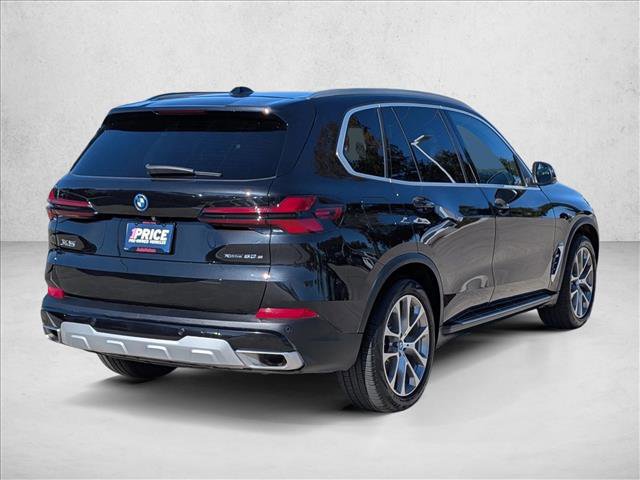 Used 2024 BMW X5 xDrive50e image 5