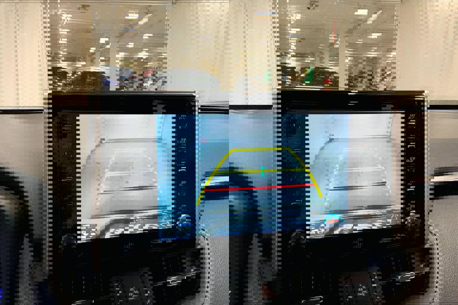 Used 2020 Toyota RAV4 XSE image 26