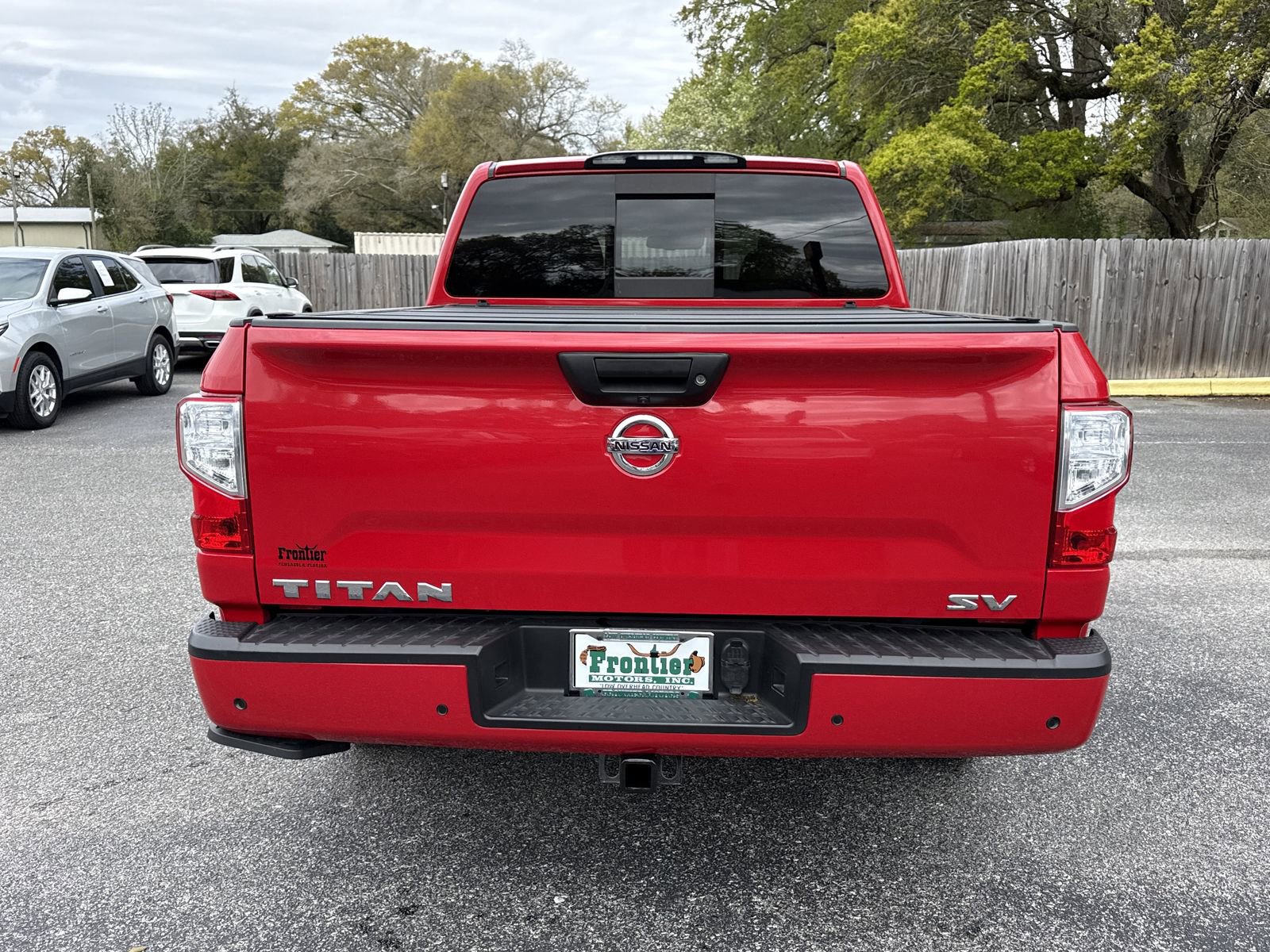 Used 2020 Nissan Titan SV w/ SV Convenience Package image 4