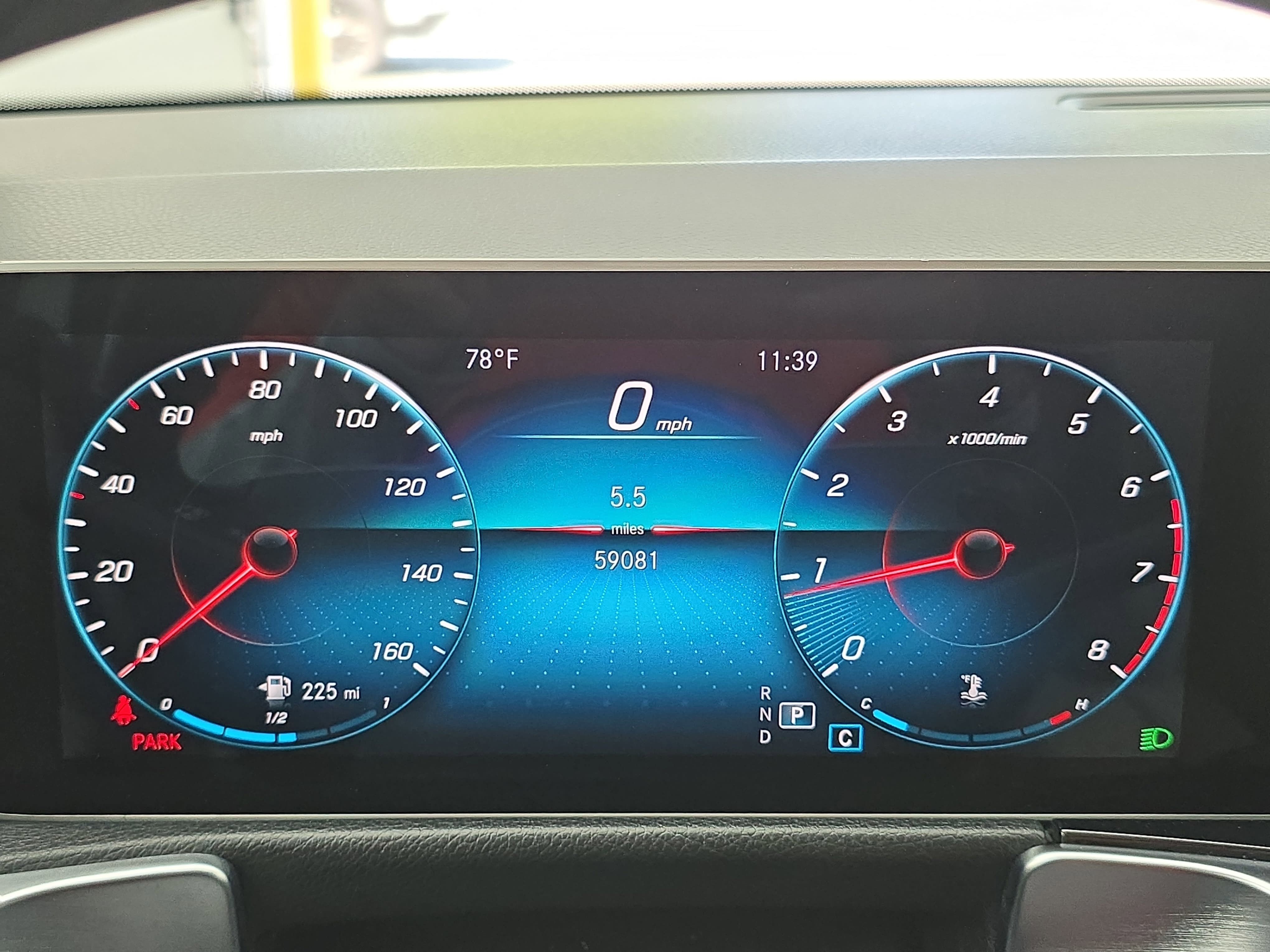 Used 2021 Mercedes-Benz GLB 250 4MATIC image 19
