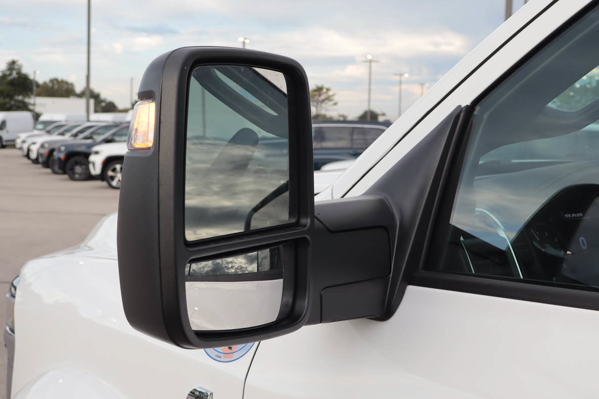 New 2027 RAM 5500 4x4 Crew Cab w/ Laramie Trim Package image 8