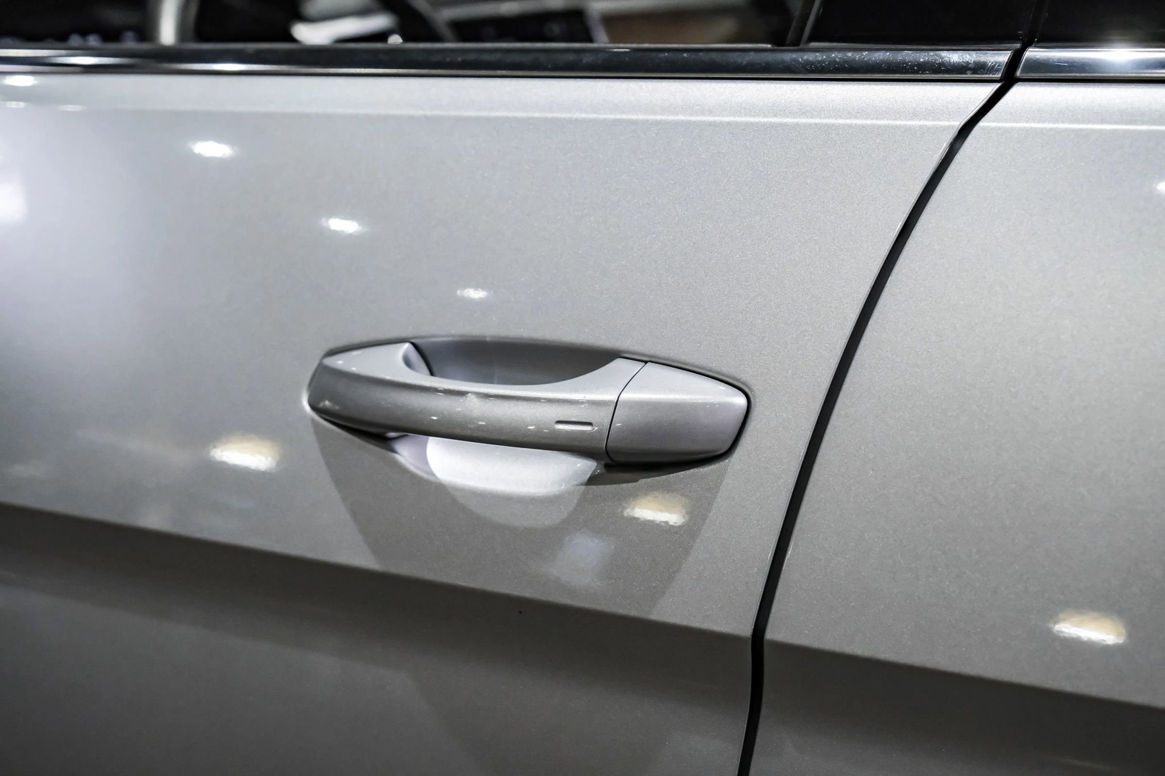 Used 2018 Volkswagen Atlas SEL Premium image 41