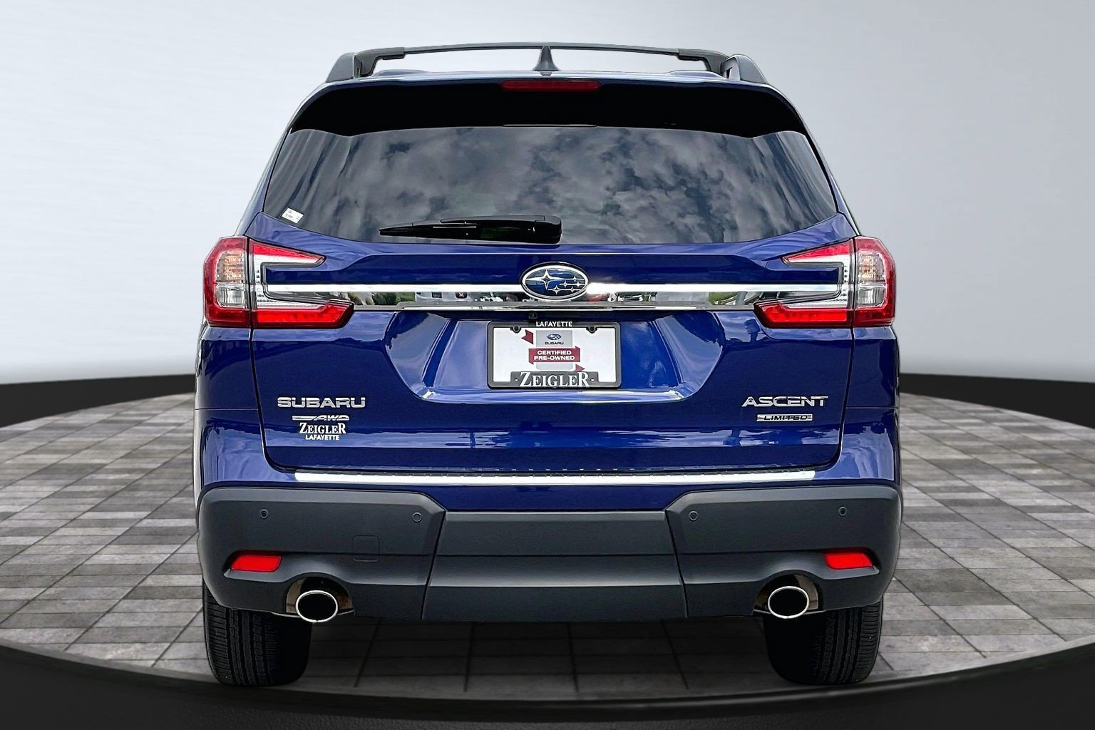 Used 2026 Subaru Ascent Limited AWD/4WD image 4