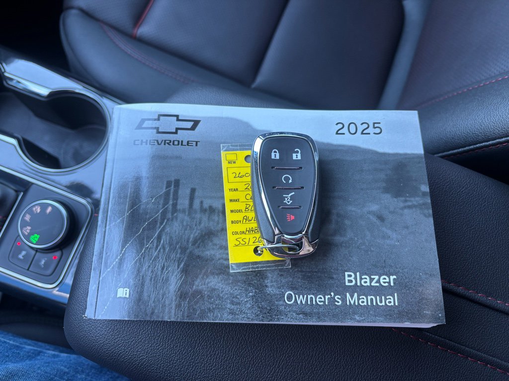 Used 2025 Chevrolet Blazer RS image 20