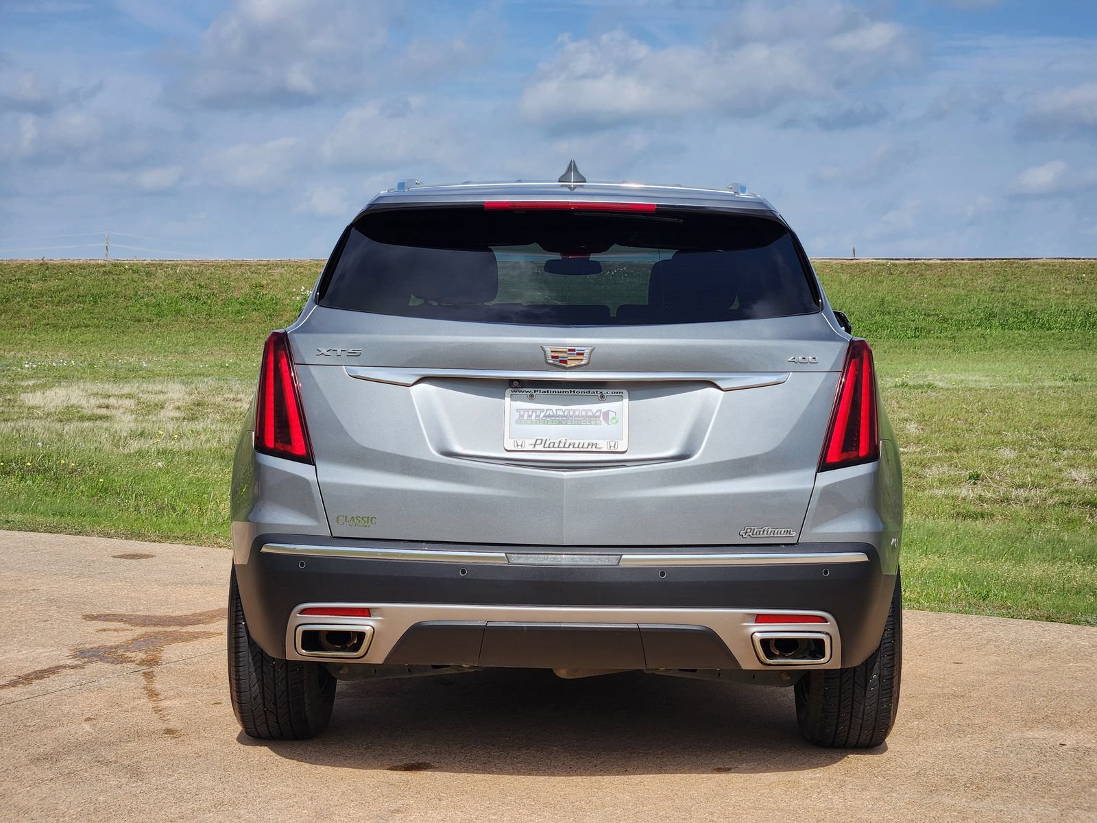 Used 2023 Cadillac XT5 Premium Luxury FWD image 8