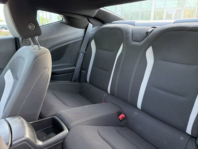 Used 2020 Chevrolet Camaro LT RWD image 8