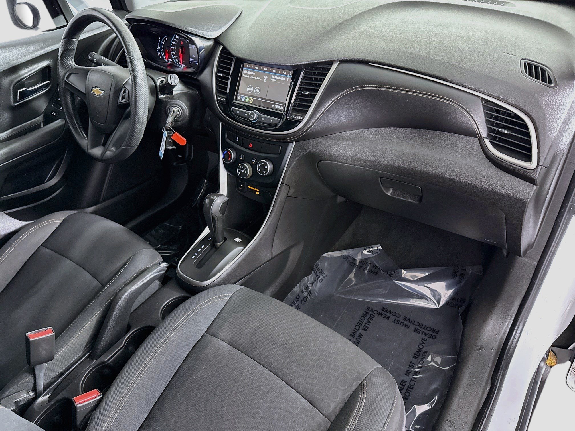 Used 2019 Chevrolet Trax LS FWD image 28
