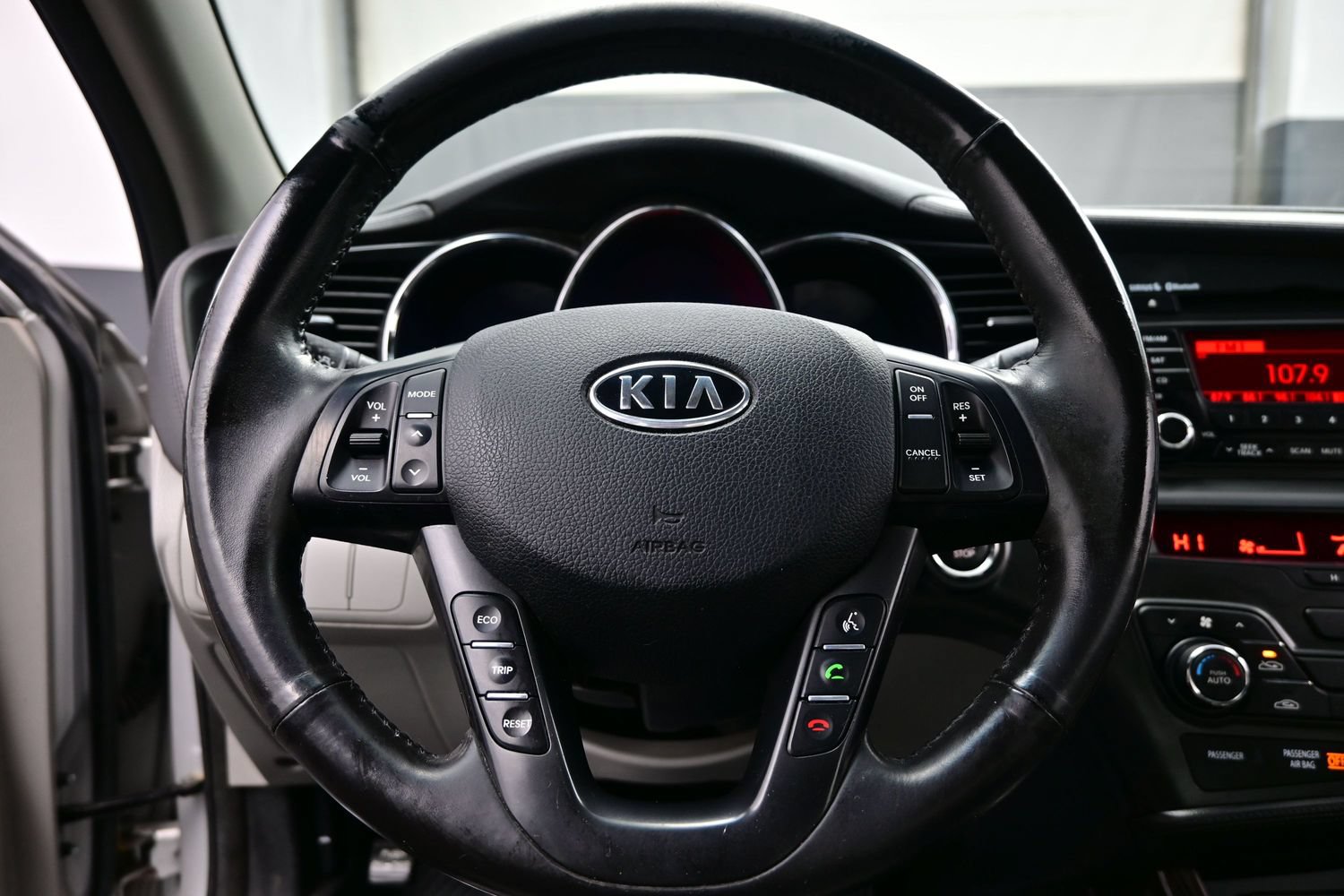 Used 2012 Kia Optima EX FWD image 19