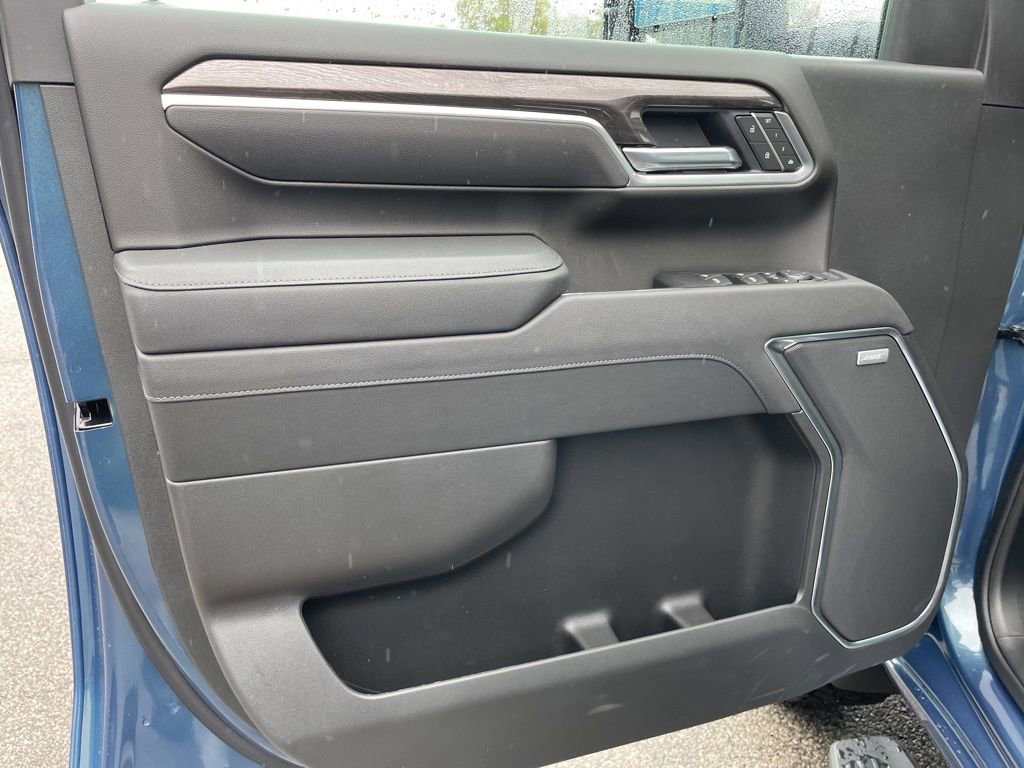 New 2026 Chevrolet Silverado 2500 LTZ w/ LTZ Premium Package image 5