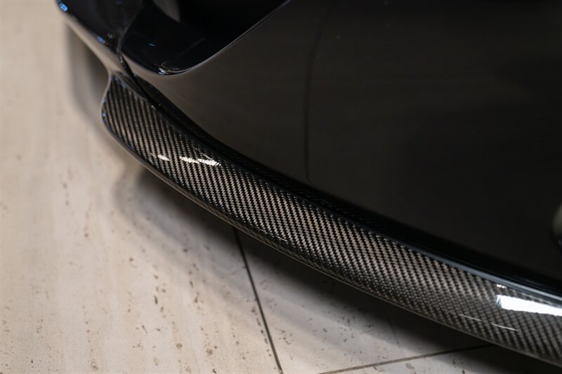 Used 2021 Ferrari 812 GTS RWD image 15