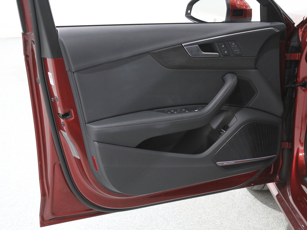 Used 2019 Audi A4 2.0T Premium Plus w/ Premium Plus Package image 4