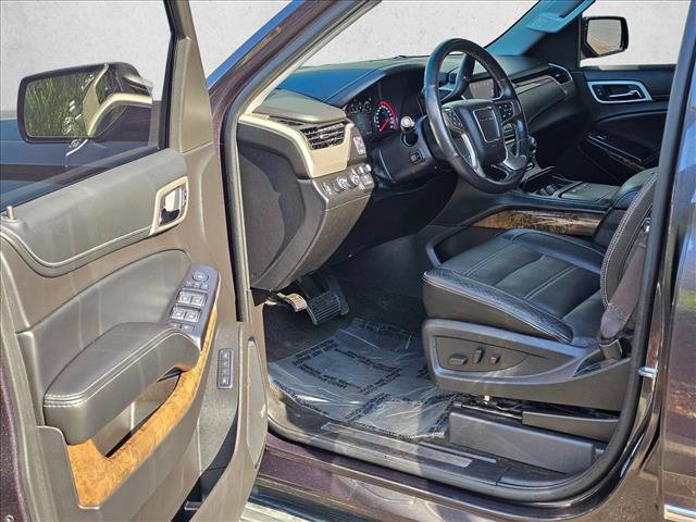 Used 2016 GMC Yukon Denali w/ Open Road Package AWD/4WD image 19