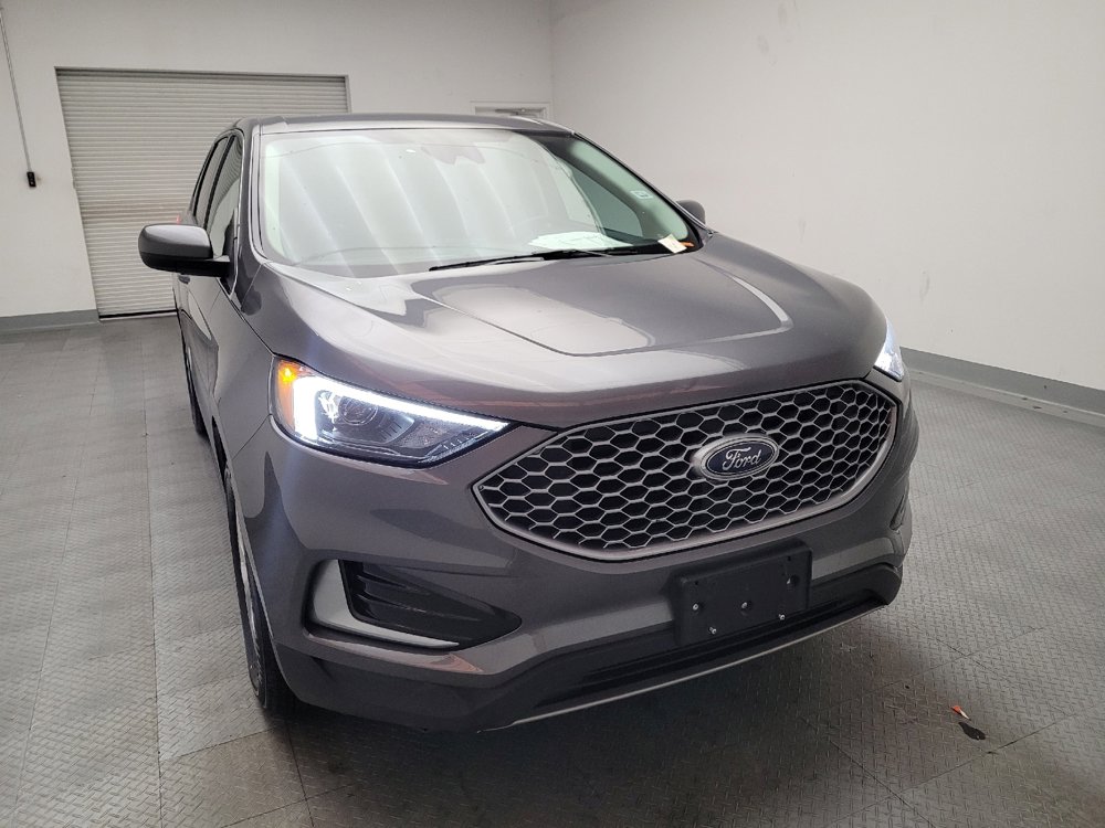Used 2024 Ford Edge SEL image 14