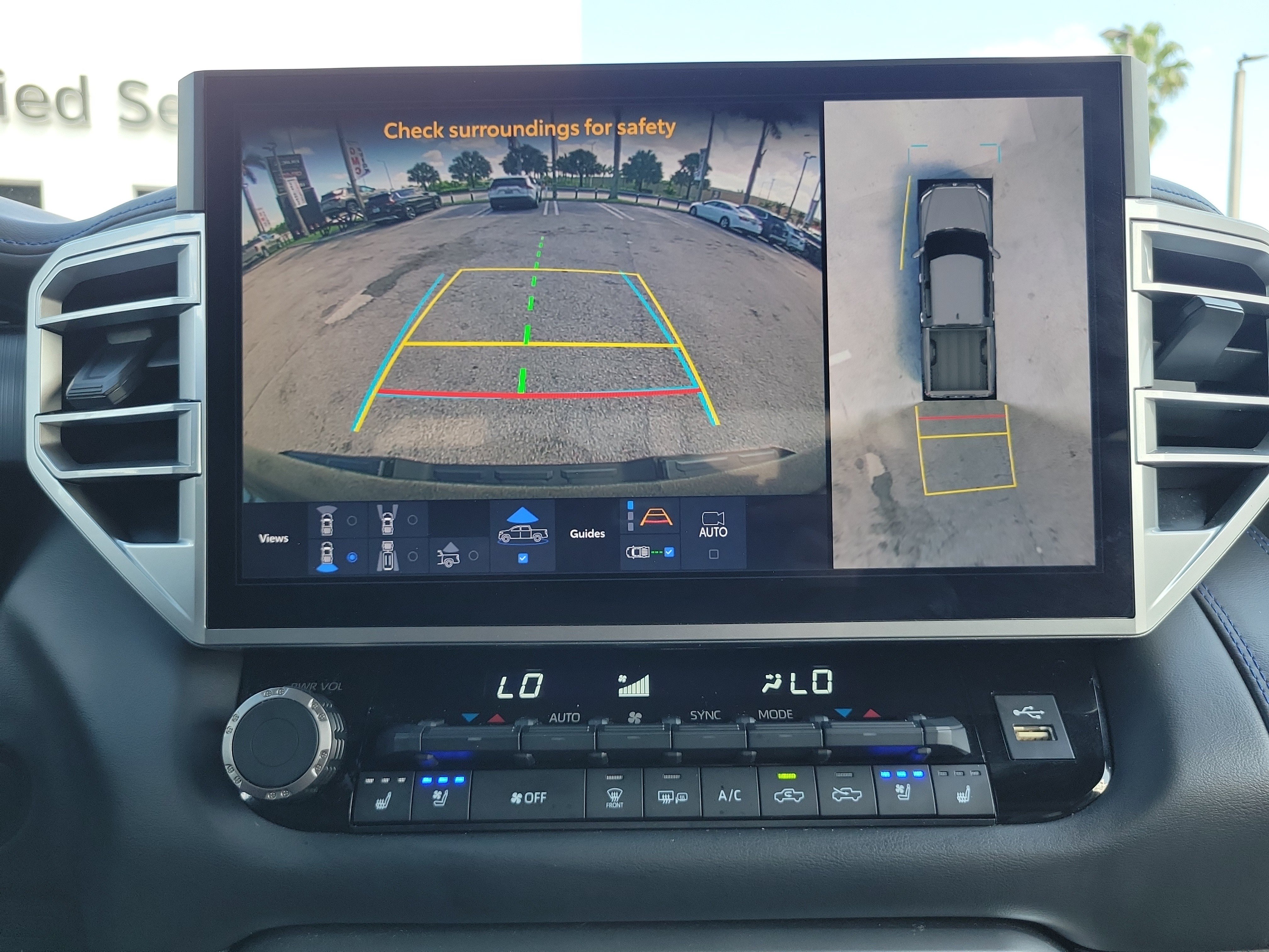 Used 2025 Toyota Tundra Platinum AWD/4WD image 10