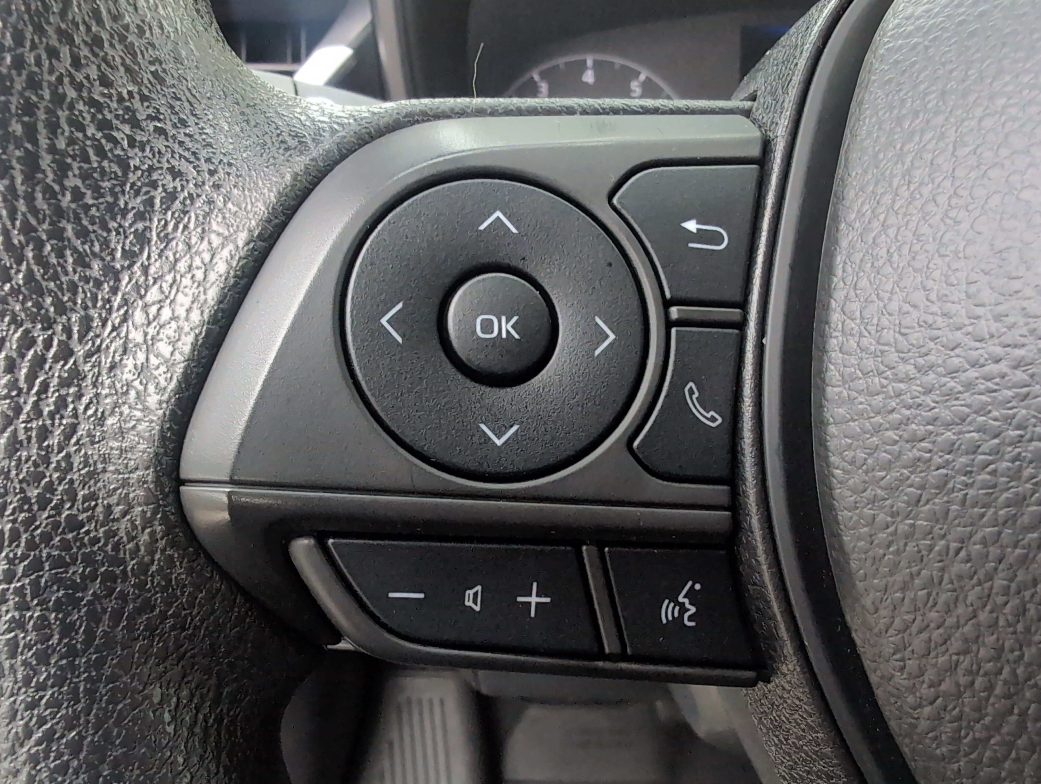 Certified 2024 Toyota Corolla LE FWD image 19