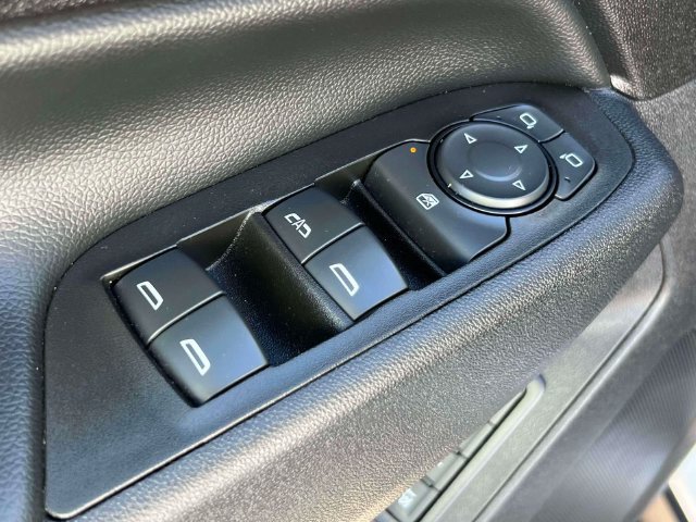 Used 2020 Chevrolet Equinox Premier AWD/4WD image 18