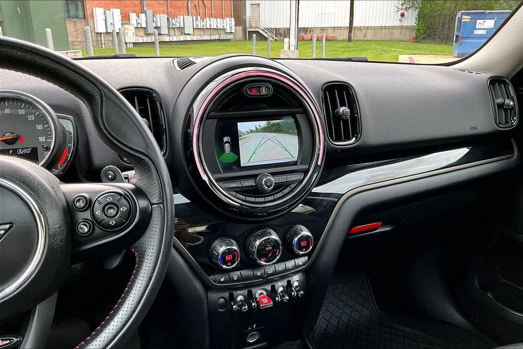 Used 2020 MINI Cooper Countryman S w/ Convenience Package FWD image 9