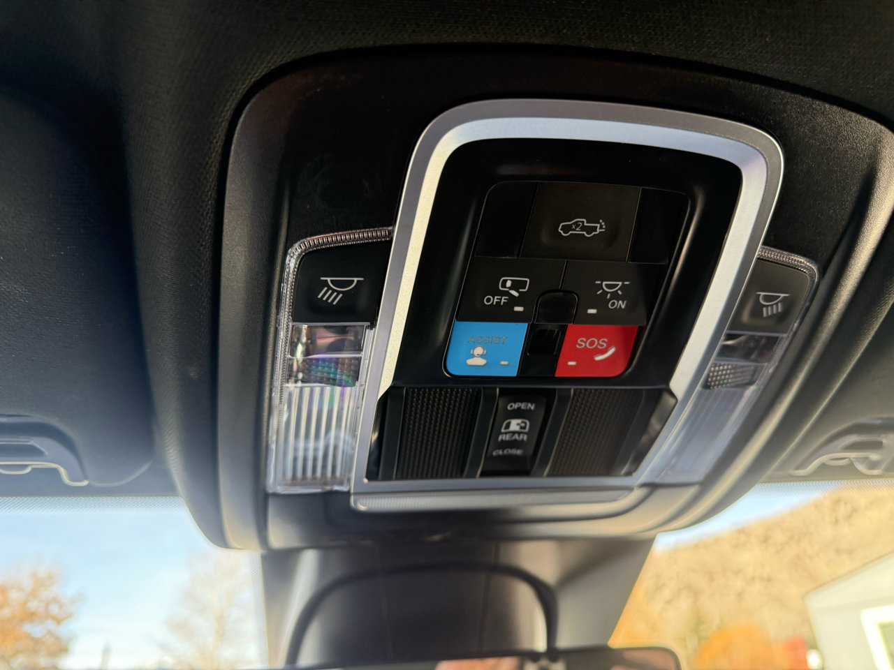 Used 2025 RAM 2500 Laramie image 18