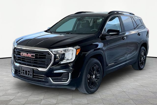 Used 2022 GMC Terrain SLE w/ Driver Convenience Package AWD/4WD image 3
