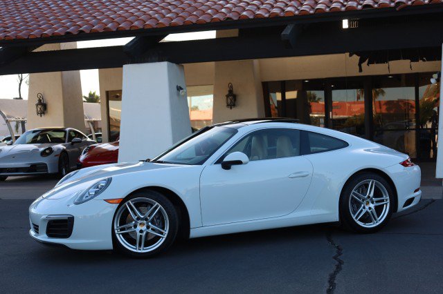 Used 2017 Porsche 911 Carrera RWD image 5