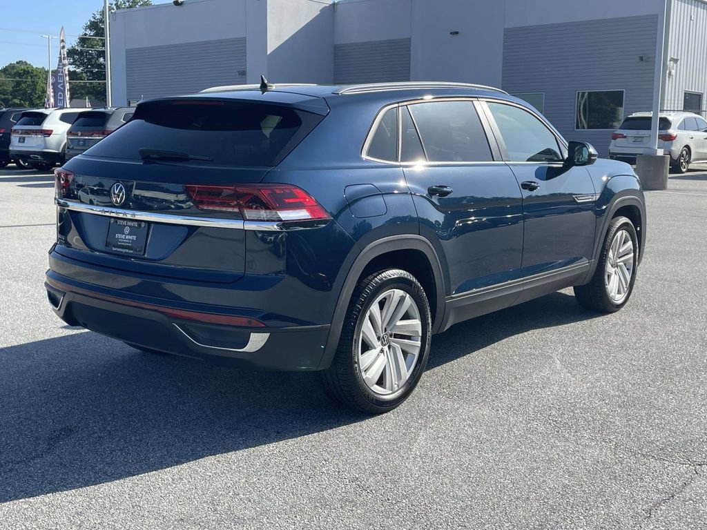 Certified 2021 Volkswagen Atlas Cross Sport SE w/ Panoramic Sunroof Package FWD image 6