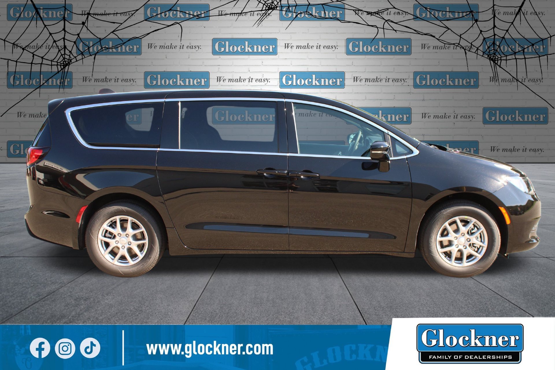 New 2027 Chrysler Pacifica LX FWD image 4