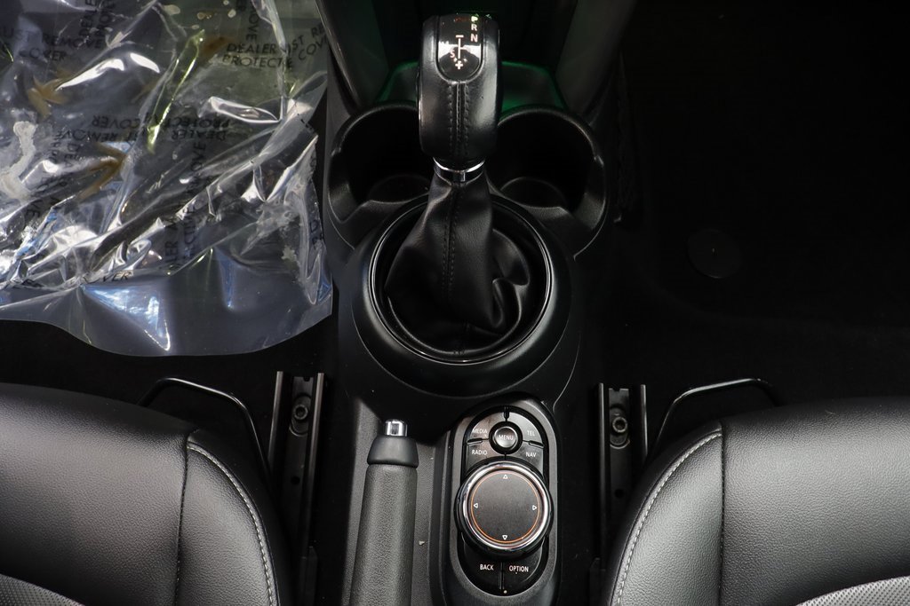 Used 2018 MINI Cooper Convertible image 13