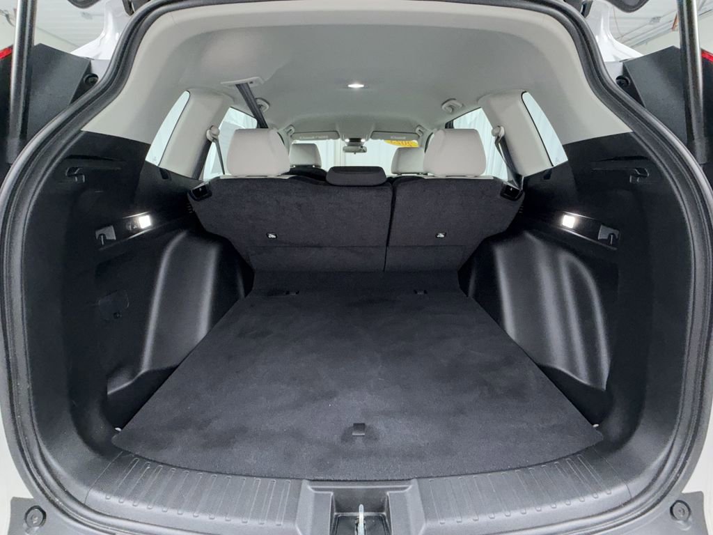 Used 2023 Honda CR-V LX image 16