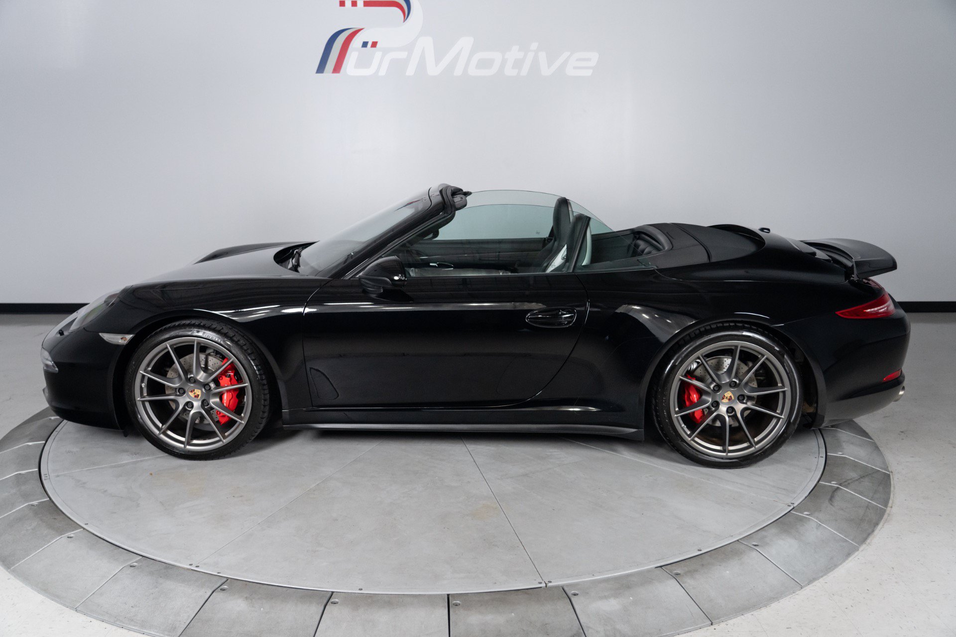 Used 2014 Porsche 911 Carrera S RWD image 4