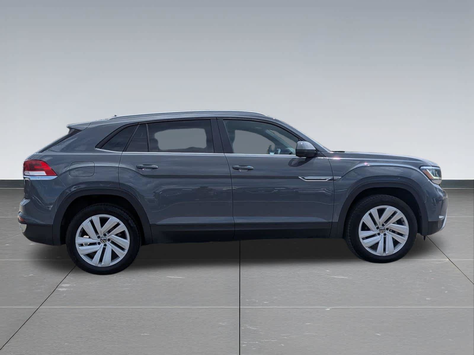 Used 2022 Volkswagen Atlas Cross Sport SE AWD/4WD image 6