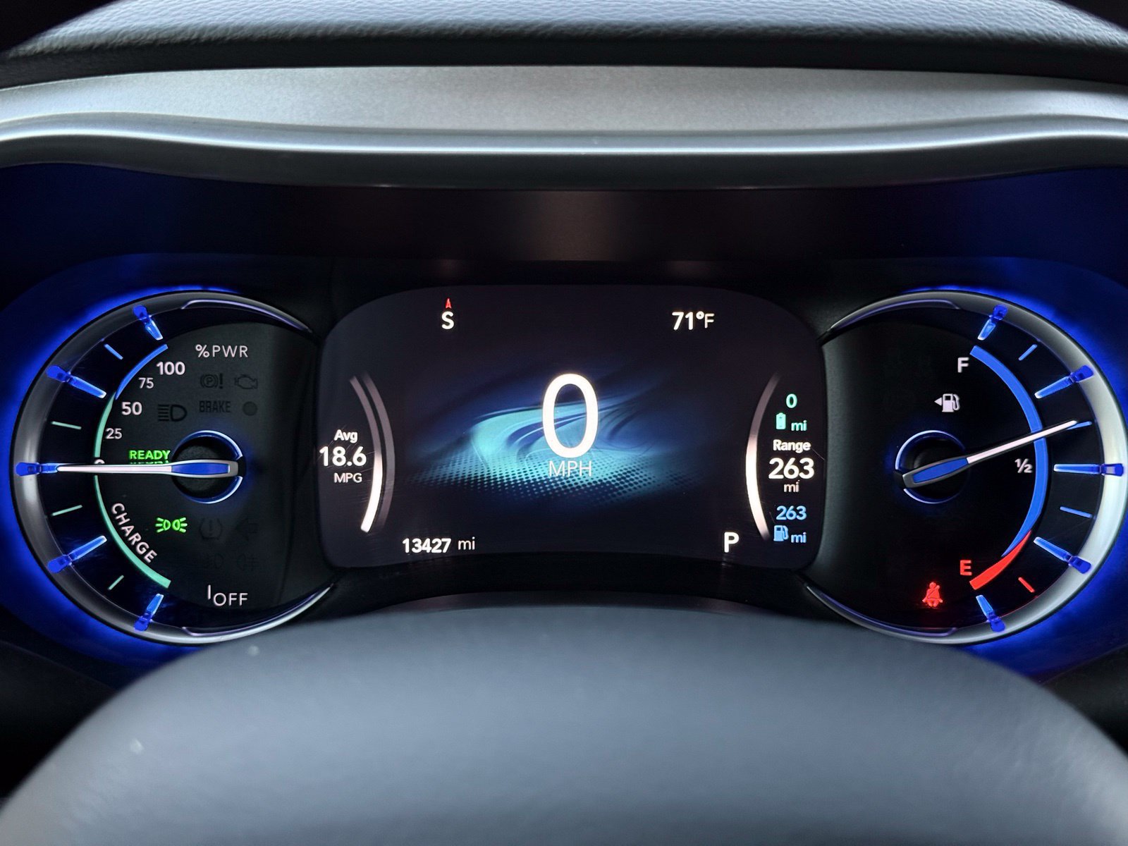 Used 2018 Chrysler Pacifica Touring Plus FWD image 36