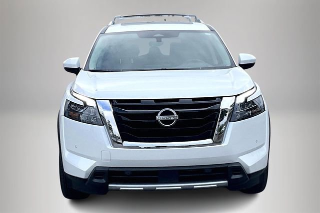 Certified 2025 Nissan Pathfinder Platinum w/ Cargo Package image 3