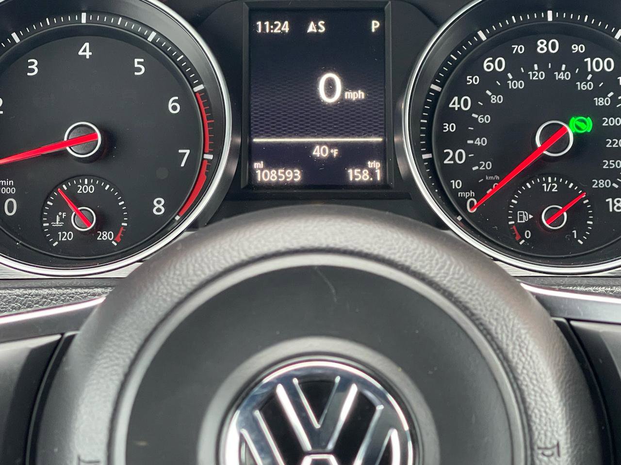 Used 2015 Volkswagen GTI SE w/ Lighting Package (SEL) FWD image 2