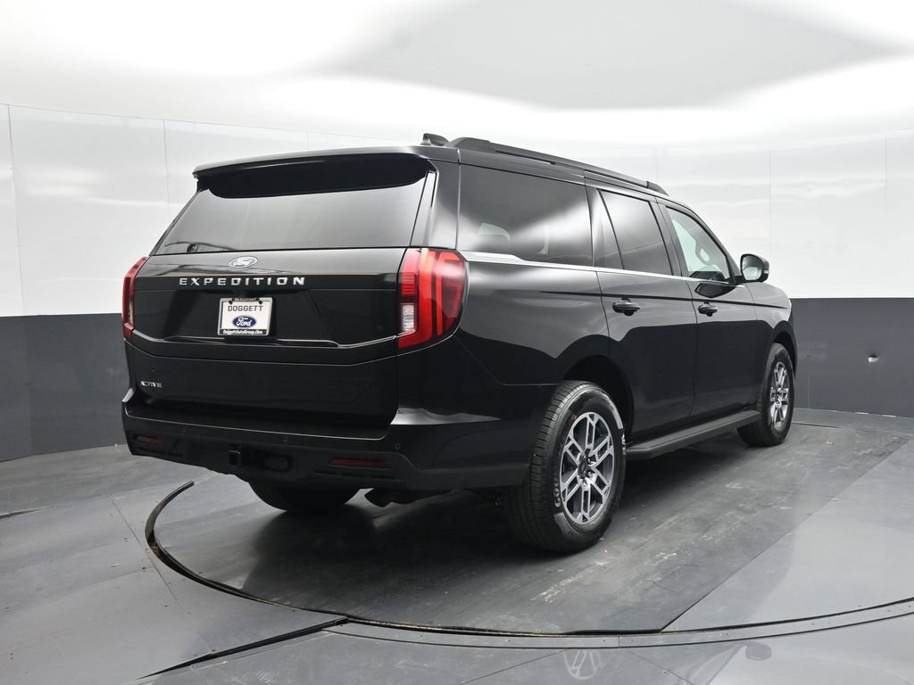 New 2026 Ford Expedition Active RWD image 7