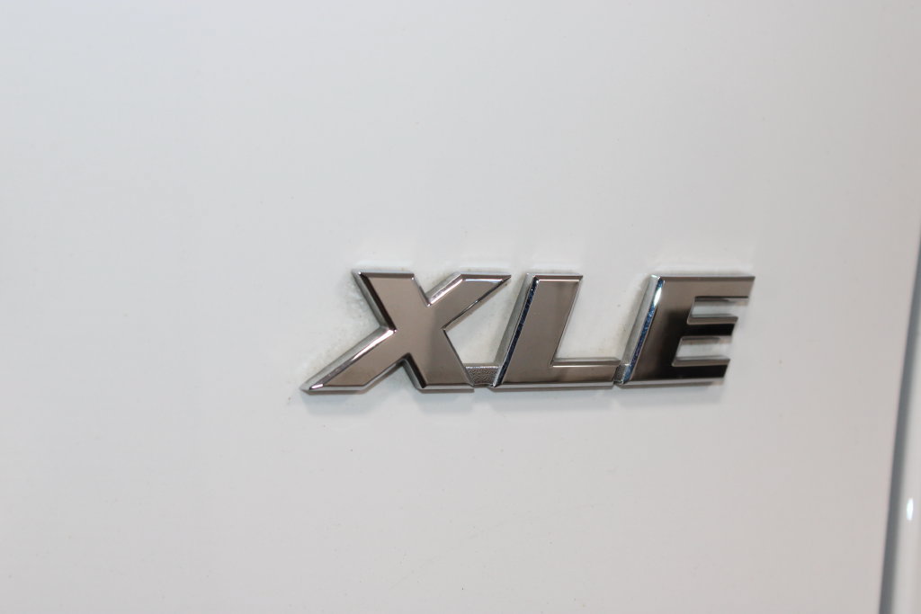 Used 2023 Toyota RAV4 XLE FWD image 31