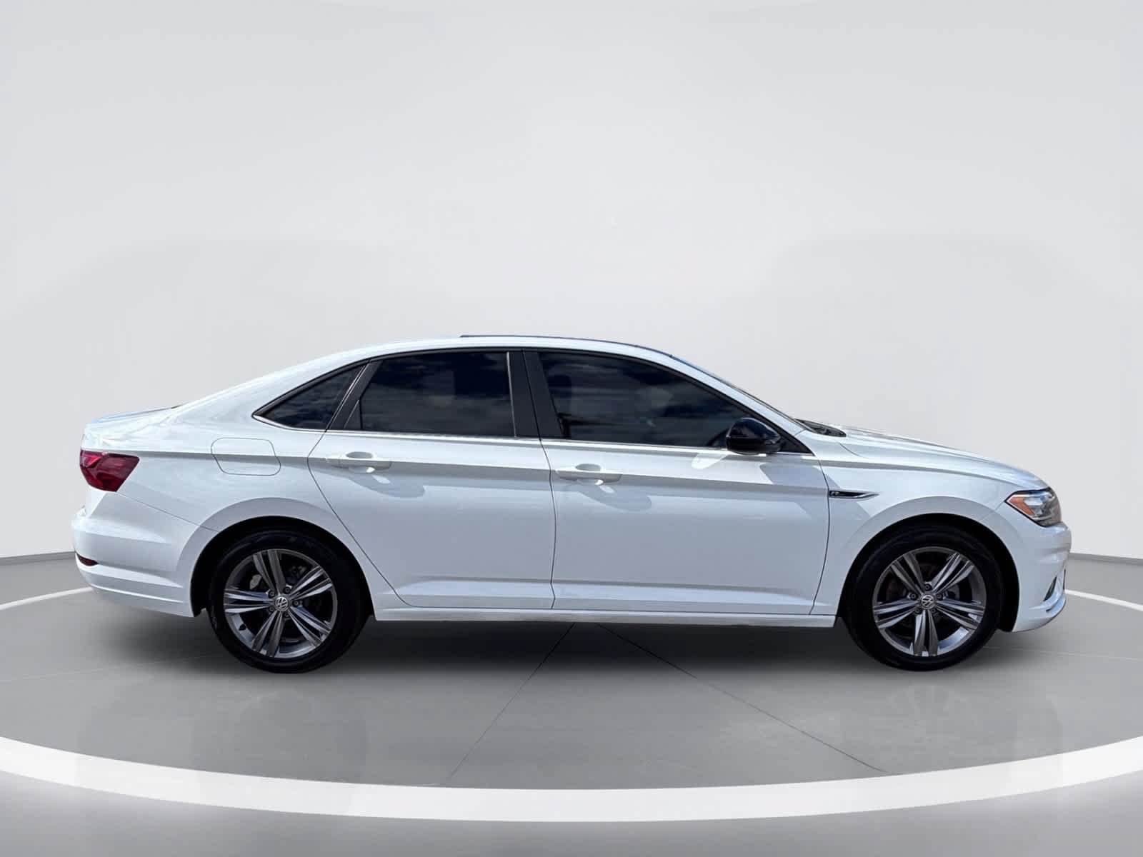 Used 2021 Volkswagen Jetta R-Line FWD image 10