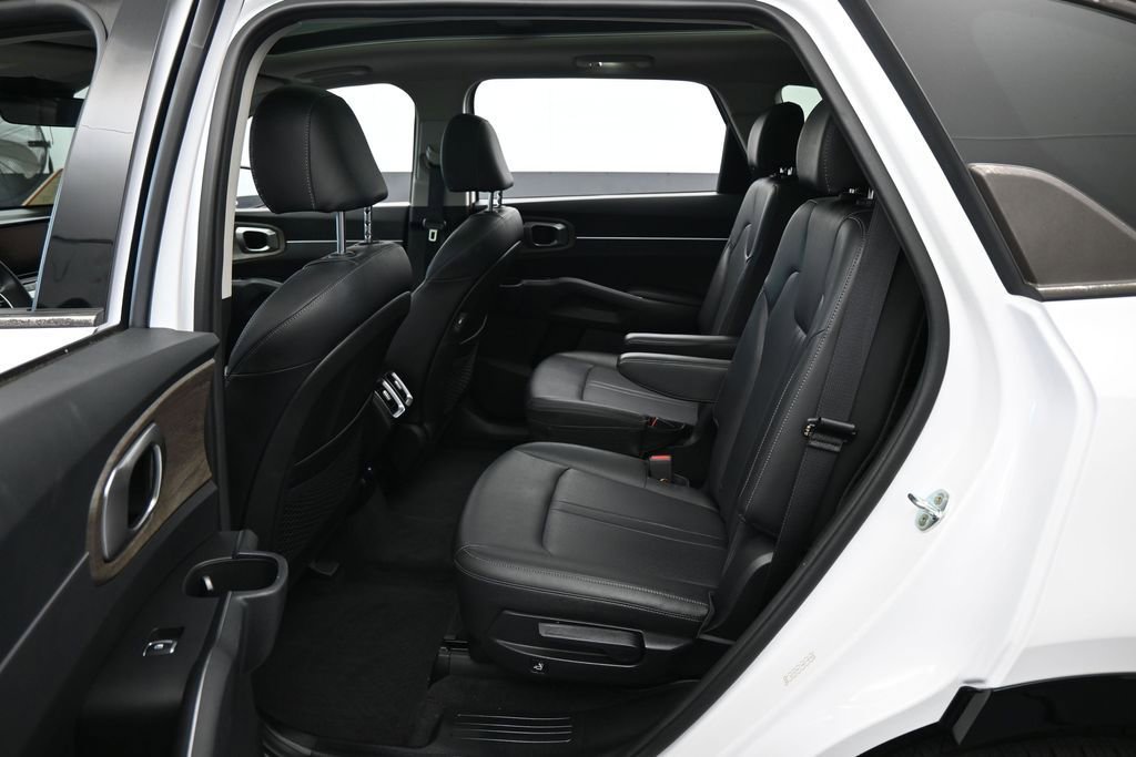 Used 2022 Kia Sorento EX w/ Panoramic Sunroof Package FWD image 33