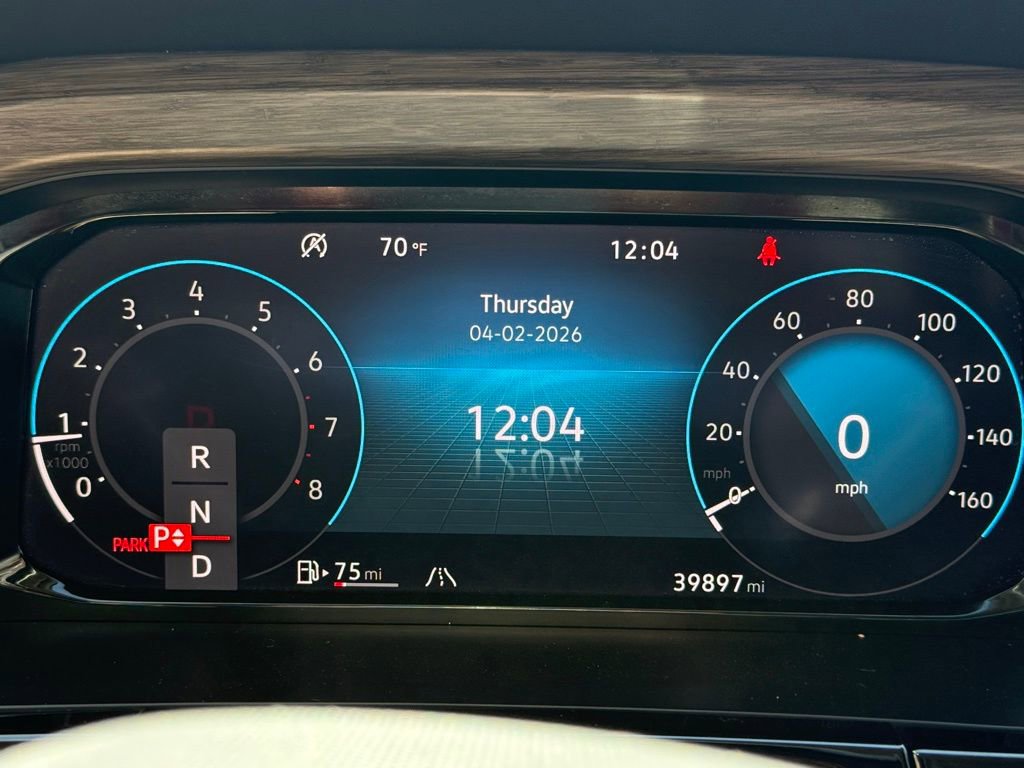 Used 2024 Volkswagen Atlas SEL Premium R-Line image 24