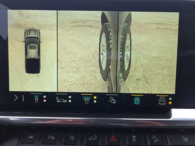 Used 2022 Chevrolet Silverado 1500 LTZ image 36