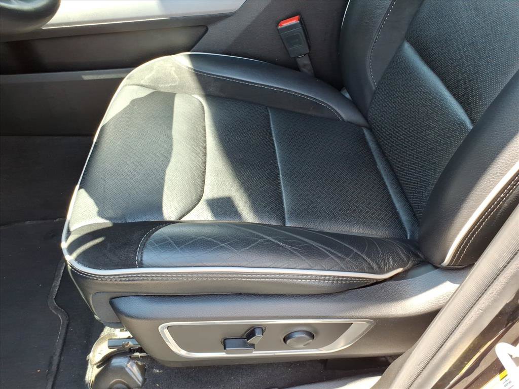 Used 2025 RAM 1500 Laramie AWD/4WD image 25