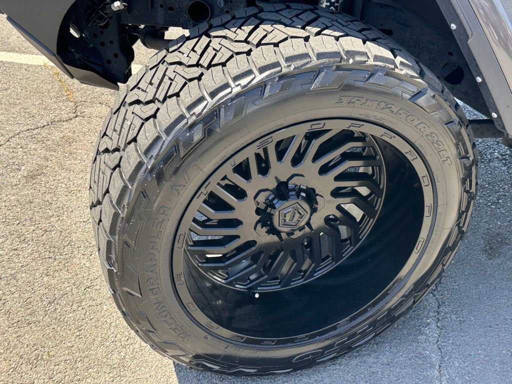 Used 2022 Jeep Gladiator Sport image 38