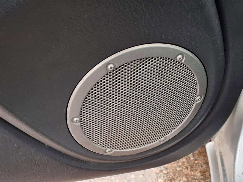 Used 2005 Toyota RAV4 4WD image 16